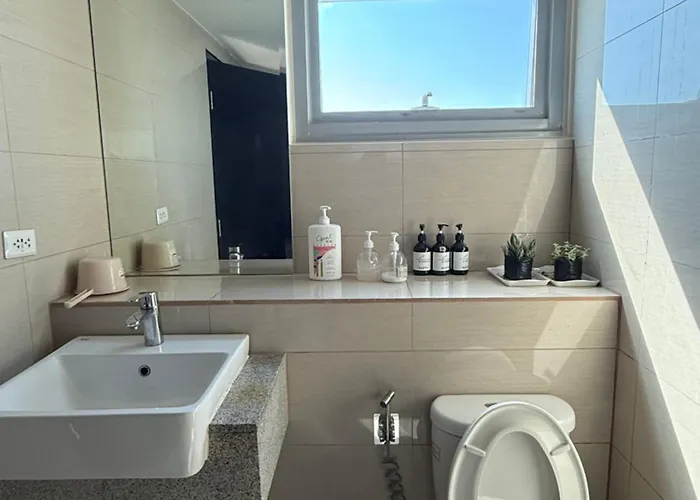 Homemade Luxury, 1 Bedroom Seaview Luxury * Manila